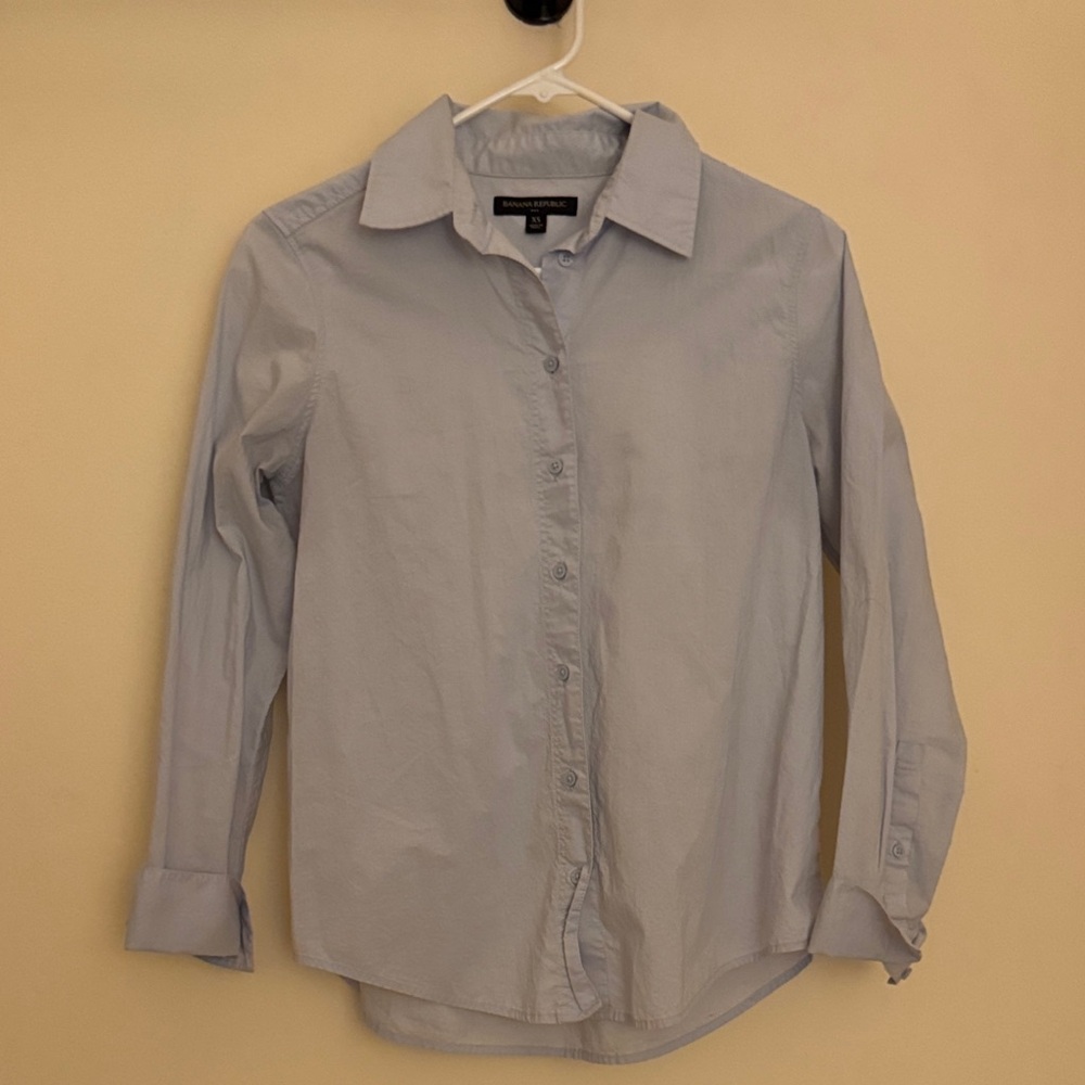 Banana Republic Women’s Sky Blue Casual Shirt